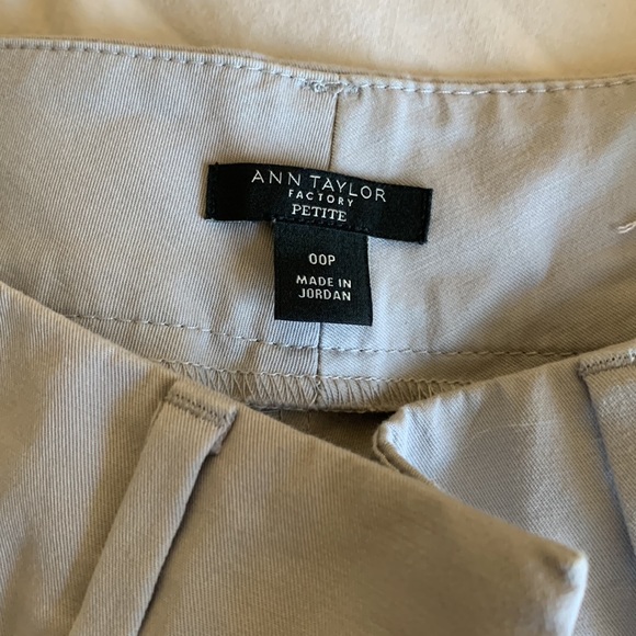 Ann Taylor Grey Capri Slacks - Picture 3 of 3